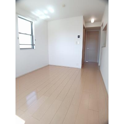 プラセール宝塚Ⅱ 205【管理NO：1-018098502-02040】 ★家具家電は申し込み後に搬入します★ ★2026年11月上旬入居可能★の物件写真2