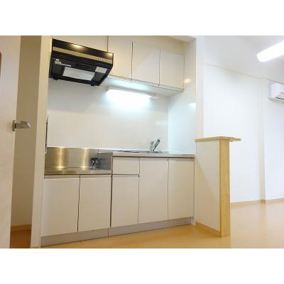 カーサ・モデルノⅡ 206【管理NO：1-016408201-02050】 ★家具家電は申し込み後に搬入します★ ★2026年11月中旬入居可能★の物件写真3