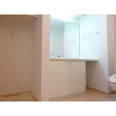 カーサ・モデルノⅡ 206【管理NO：1-016408201-02050】 ★家具家電は申し込み後に搬入します★ ★2026年11月中旬入居可能★の物件写真6