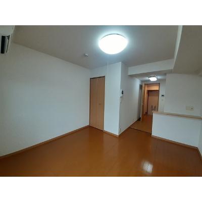 アウローラ冨士 203【管理NO：1-014260901-02030】 ★家具家電は申し込み後に搬入します★ ★2026年11月上旬入居可能★の物件写真2