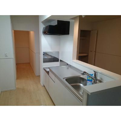 ストラーダ　ブリランテ 102【管理NO：1-022844401-01020】 ★家具家電は申し込み後に搬入します★ ★2026年11月上旬入居可能★の物件写真3