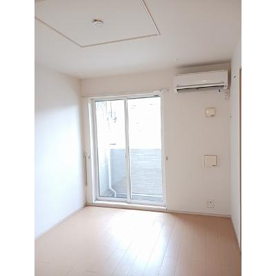 アルコバレーノ　Ｃ 103【管理NO：1-018782101-01030】 ★家具家電は申し込み後に搬入します★ ★2026年10月下旬入居可能★の物件写真2