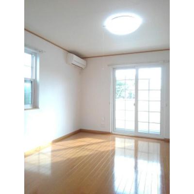 トレスアールヴォレ　Ｃ 101【管理NO：1-013990203-01010】 ★家具家電は申し込み後に搬入します★ ★2026年10月下旬入居可能★の物件写真2