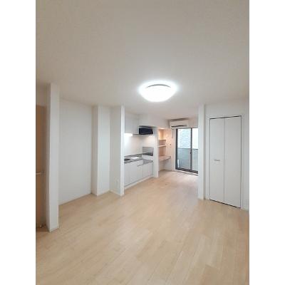 アヴォンリー西町 105【管理NO：1-022724701-01050】 ★家具家電は申し込み後に搬入します★ ★2026年11月下旬入居可能★の物件写真2