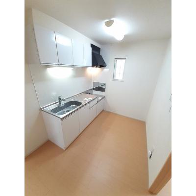 ウージーⅡ 203【管理NO：1-019025701-02030】 ★家具家電は申し込み後に搬入します★ ★2026年11月上旬入居可能★の物件写真3