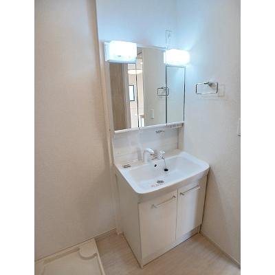 アイリス　パディ 201【管理NO：1-027414501-02010】 ★家具家電は申し込み後に搬入します★ ★2026年11月中旬入居可能★の物件写真6
