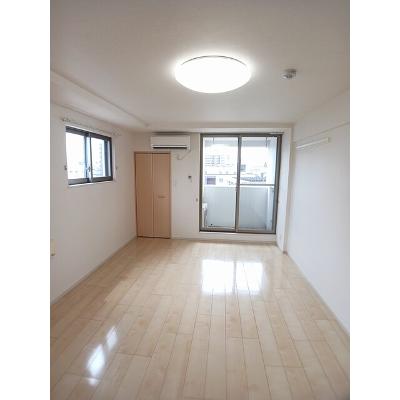 クレール壱番館 501【管理NO：1-019861201-05010】 ★家具家電は申し込み後に搬入します★ ★2026年10月下旬入居可能★の物件写真2