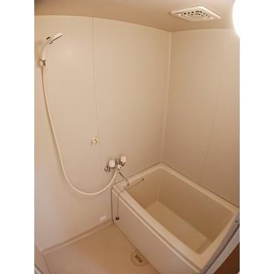 サンリーヴェ 101【管理NO：1-007070201-01010】 ★家具家電は申し込み後に搬入します★の物件写真4
