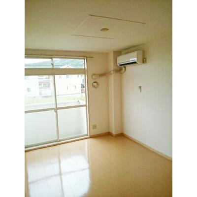 ニューシティウエストリバー 202【管理NO：1-004309301-02020】 ★家具家電は申し込み後に搬入します★ ★2026年10月下旬入居可能★の物件写真2