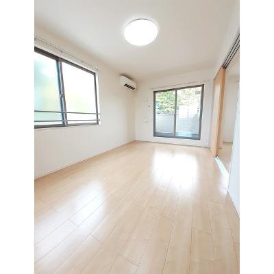 テラス　ＳＳＫⅡ 301【管理NO：1-023579801-03010】 ★家具家電は申し込み後に搬入します★ ★2026年10月上旬入居可能★の物件写真2