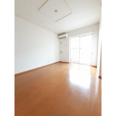 プラシードＡ 102【管理NO：1-013503201-01020】 ★家具家電は申し込み後に搬入します★の物件写真2