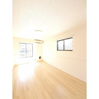 エクセラン 101【管理NO：1-026452901-01010】 ★家具家電は申し込み後に搬入します★ ★2026年10月下旬入居可能★の物件写真2