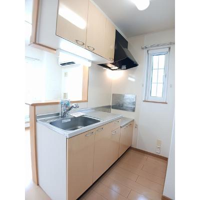 カーサ・ラッフィナートＤ 201【管理NO：1-014523704-02010】 ★家具家電は申し込み後に搬入します★ ★2026年10月中旬入居可能★の物件写真3