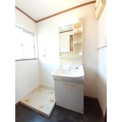 ロジュエクセレ 105【管理NO：1-011155301-01040】 ★家具家電は申し込み後に搬入します★ ★2026年10月下旬入居可能★の物件写真6