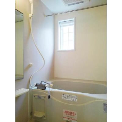 グレイス春日 102【管理NO：1-016427501-01020】 ★家具家電は申し込み後に搬入します★ ★2026年10月下旬入居可能★の物件写真4