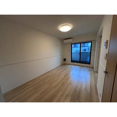 スモールウッズタウン　レイナ 202【管理NO：1-026285601-02020】 ★家具家電は申し込み後に搬入します★ ★2026年10月下旬入居可能★の物件写真2