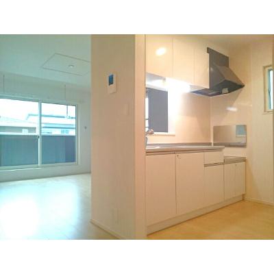 クローバー・Ⅲ 204【管理NO：1-022066601-02040】 ★家具家電は申し込み後に搬入します★ ★2026年10月下旬入居可能★の物件写真3