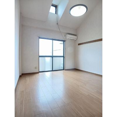 グランデファジョリーノ 203【管理NO：1-011564801-02030】 ★家具家電は申し込み後に搬入します★の物件写真2