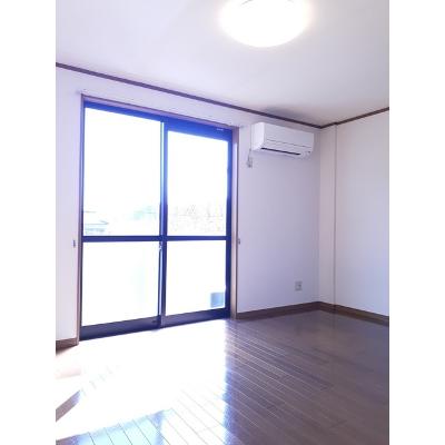 サニー徳重 202【管理NO：1-012010401-02020】 ★家具家電は申し込み後に搬入します★ ★2026年10月下旬入居可能★の物件写真2