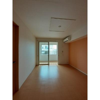 カンポン　パラダイス 202【管理NO：1-018396301-02020】 ★家具家電は申し込み後に搬入します★ ★2026年10月下旬入居可能★の物件写真2