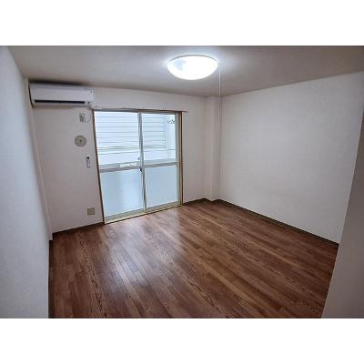 コーポライフながまち 204【管理NO：1-010237501-02040】 ★家具家電は申し込み後に搬入します★の物件写真2