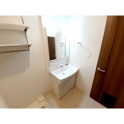 カーサ　みなと 101【管理NO：1-027192301-01010】 ★家具家電は申し込み後に搬入します★ ★2026年11月上旬入居可能★の物件写真6