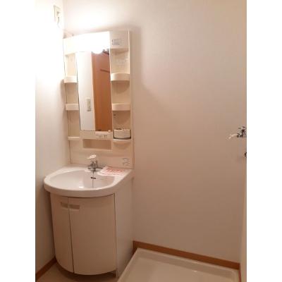 グランツⅢ 101【管理NO：1-011982003-01010】 ★家具家電は申し込み後に搬入します★ ★2026年10月中旬入居可能★の物件写真6