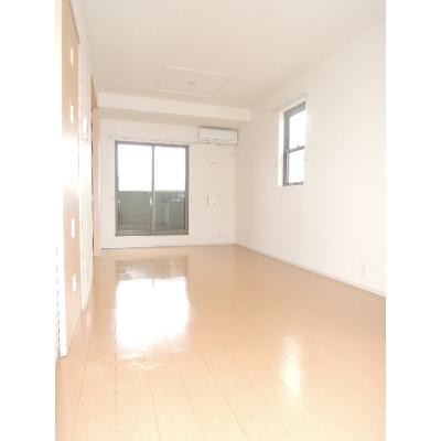 グリシーヌⅡ 201【管理NO：1-019634402-02010】 ★家具家電は申し込み後に搬入します★ ★2026年11月上旬入居可能★の物件写真2