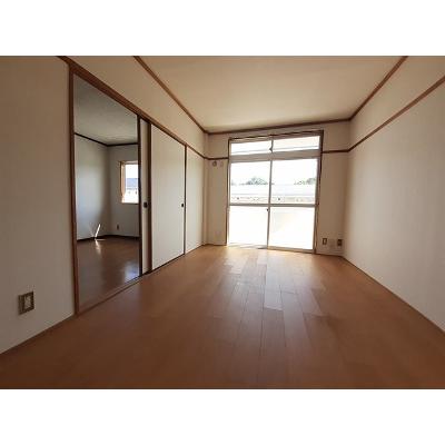 エルディム本地Ｂ棟 202【管理NO：1-002596301-02020】 ★家具家電は申し込み後に搬入します★ ★2026年10月下旬入居可能★の物件写真2