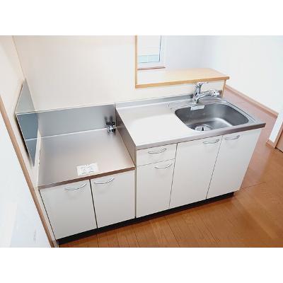 サニーフィールド 201【管理NO：1-014516101-02010】 ★家具家電は申し込み後に搬入します★ ★2026年11月中旬入居可能★の物件写真3