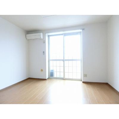 ソレアードＡ 203【管理NO：1-009663801-02030】 ★家具家電は申し込み後に搬入します★ ★2026年10月下旬入居可能★の物件写真2