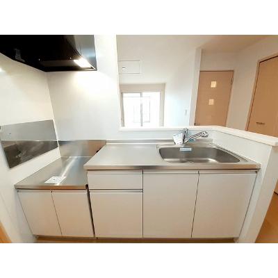 ベルベディアＢ 102【管理NO：1-018776602-01020】 ★家具家電は申し込み後に搬入します★ ★2026年11月中旬入居可能★の物件写真3