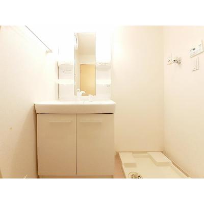 ベルベディアＢ 102【管理NO：1-018776602-01020】 ★家具家電は申し込み後に搬入します★ ★2026年11月中旬入居可能★の物件写真6