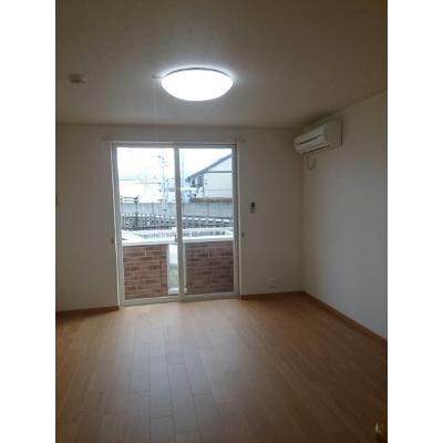 ビショップ 102【管理NO：1-013701601-01020】 ★家具家電は申し込み後に搬入します★ ★2026年10月下旬入居可能★の物件写真2
