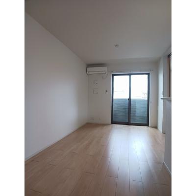 ルミエール　ソレイユ 202【管理NO：1-023925101-02020】 ★家具家電は申し込み後に搬入します★ ★2026年11月上旬入居可能★の物件写真2