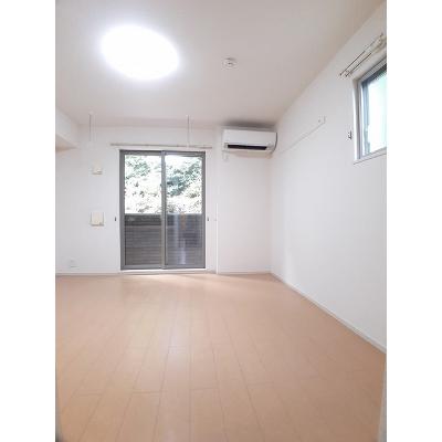 リヴェール松江 105【管理NO：1-019935601-01040】 ★家具家電は申し込み後に搬入します★ ★2026年11月上旬入居可能★の物件写真2