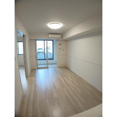 サンゾーラ 102【管理NO：1-025160301-01020】 ★家具家電は申し込み後に搬入します★ ★2026年11月上旬入居可能★の物件写真2
