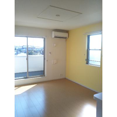 モンリーブル　Ⅰ 203【管理NO：1-020564601-02030】 ★家具家電は申し込み後に搬入します★ ★2026年11月上旬入居可能★の物件写真2