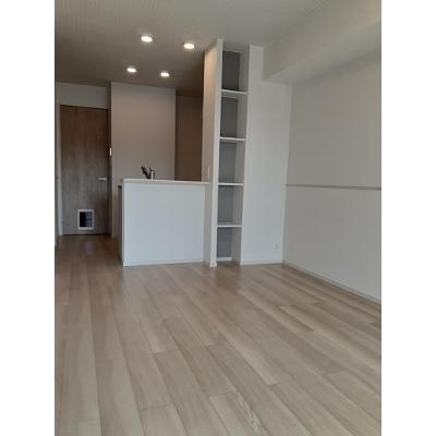 エクスプレス 103【管理NO：1-026720101-01030】 ★家具家電は申し込み後に搬入します★ ★2026年10月下旬入居可能★の物件写真2