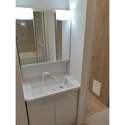 エクスプレス 103【管理NO：1-026720101-01030】 ★家具家電は申し込み後に搬入します★ ★2026年10月下旬入居可能★の物件写真6