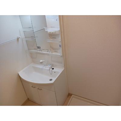 ピスケス 201【管理NO：1-022581102-02010】 ★家具家電は申し込み後に搬入します★ ★2026年10月上旬入居可能★の物件写真6