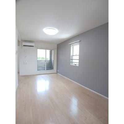 メゾン山手 201【管理NO：1-023948801-02010】 ★家具家電は申し込み後に搬入します★ ★2026年10月中旬入居可能★の物件写真2