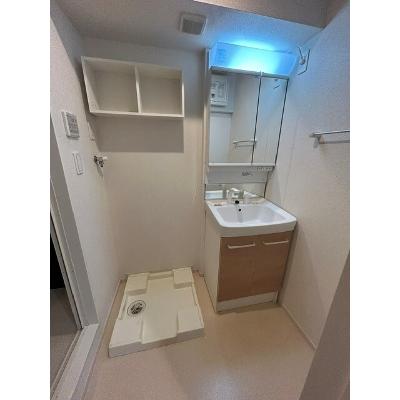 ヴェルジェクワトロ 101【管理NO：1-022376401-01010】 ★家具家電は申し込み後に搬入します★の物件写真6