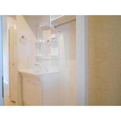 プレミアージュ粟野Ⅲ 102【管理NO：1-023742103-01020】 ★家具家電は申し込み後に搬入します★ ★2026年09月下旬入居可能★の物件写真6