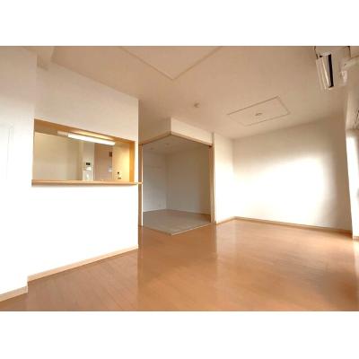 ロイヤルメドウ 307【管理NO：1-014356801-03060】 ★家具家電は申し込み後に搬入します★の物件写真2