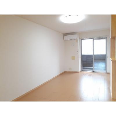 ヴィベ－ル 101【管理NO：1-015649901-01010】 ★家具家電は申し込み後に搬入します★ ★2026年10月中旬入居可能★の物件写真2