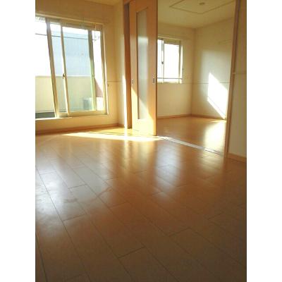 ラタピア 201【管理NO：1-016055501-02010】 ★家具家電は申し込み後に搬入します★の物件写真2