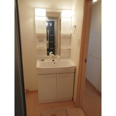ラタピア 201【管理NO：1-016055501-02010】 ★家具家電は申し込み後に搬入します★の物件写真6