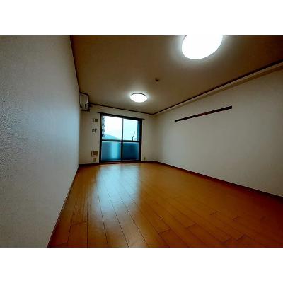 プリムローズ 502【管理NO：1-013098001-05020】 ★家具家電は申し込み後に搬入します★ ★2026年10月中旬入居可能★の物件写真2