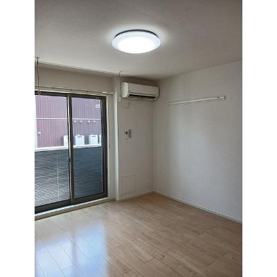 スクエア下之宮Ⅱ 102【管理NO：1-023217802-01020】 ★家具家電は申し込み後に搬入します★の物件写真2